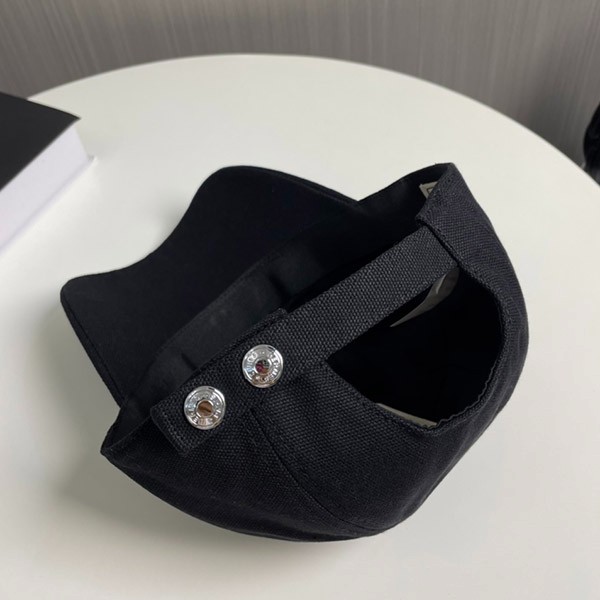 【貝殻モチーフが可愛い♡】 エルメス シーシェル キャップ 激安 4色 H241064N